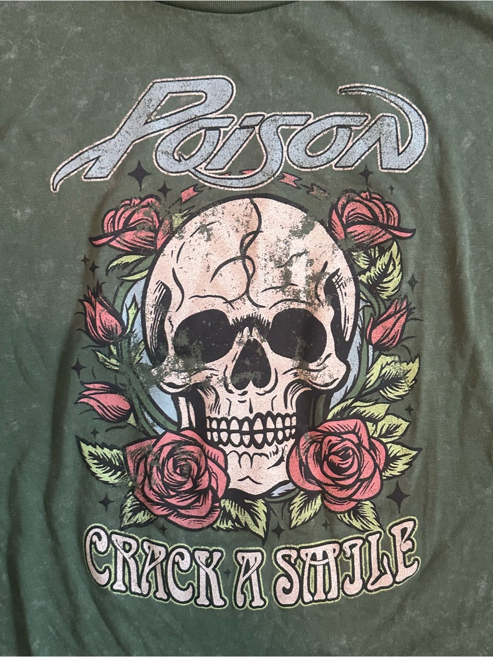 Poison Band Crack A Smile Green Mineral Wash Crop T-Shirt Womens Size L